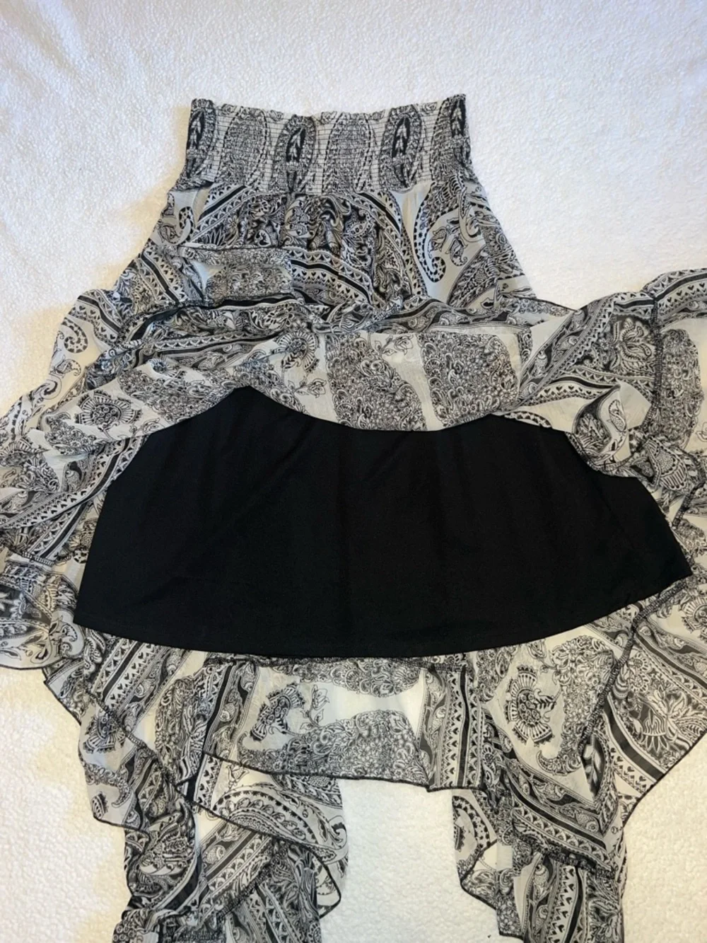 Lapis Black & White Paisley Asymmetrical Handkerchief Hem Skirt - Picture 5 of 7